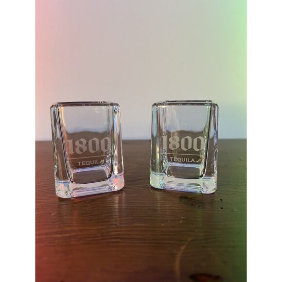 1800 Tequila Clear Glass Square Shot Glasses Set Of 2 Barware Etched Glass - Picture 1 of 4